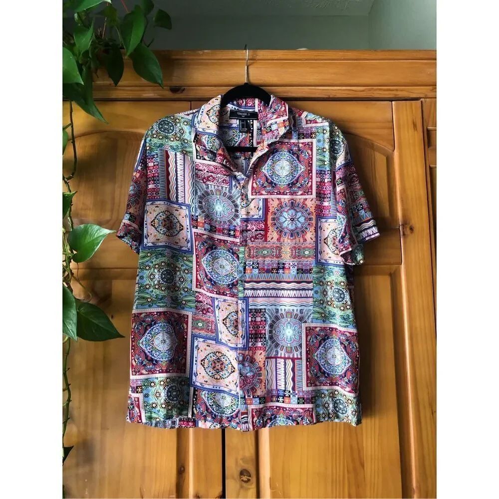 Forever 21 Men Colorful Geometric Button-Down Shirt Size L